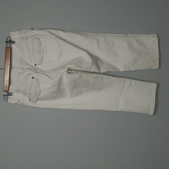 Chico's White Platinum Jeans Womens Size 10 Chicos 1.5 White Denim Capri - Picture 6 of 11